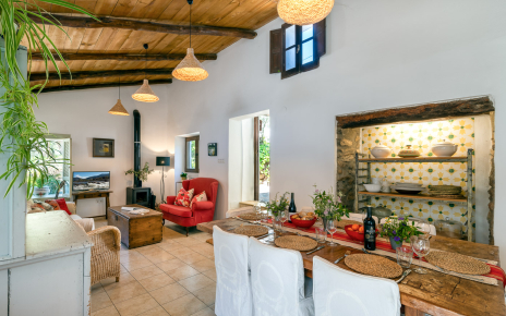 Espacio abierto de comedor / salón